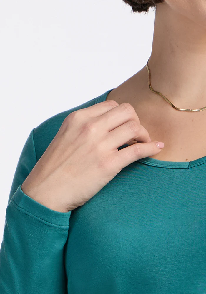 Layla V Neck Top - Surfside - Image 3