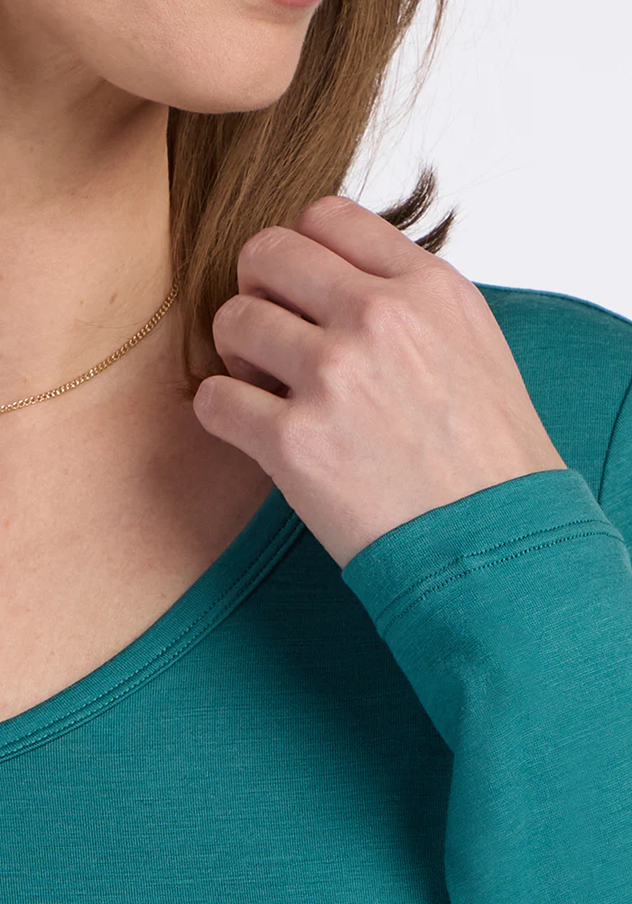 Layla V Neck Top - Surfside - Image 9