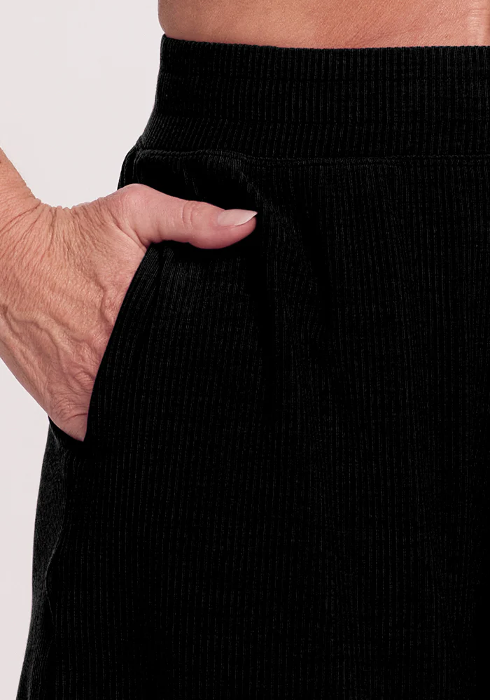 Maisey Ribbed Shorts - Black - Image 7