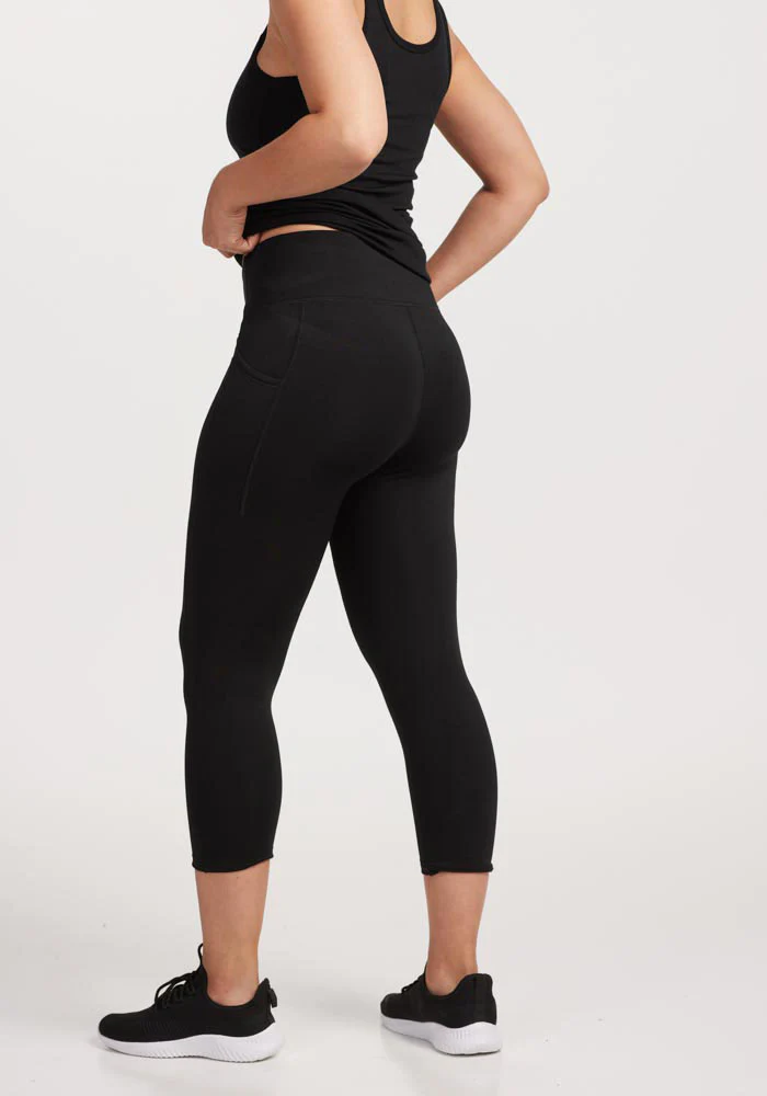 Merino Flex® McKenna Capris -Black - Image 4