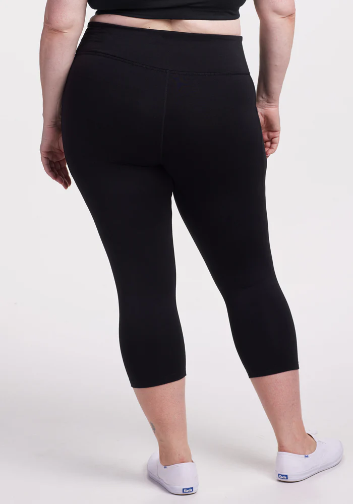 Merino Flex® McKenna Capris -Black - Image 9