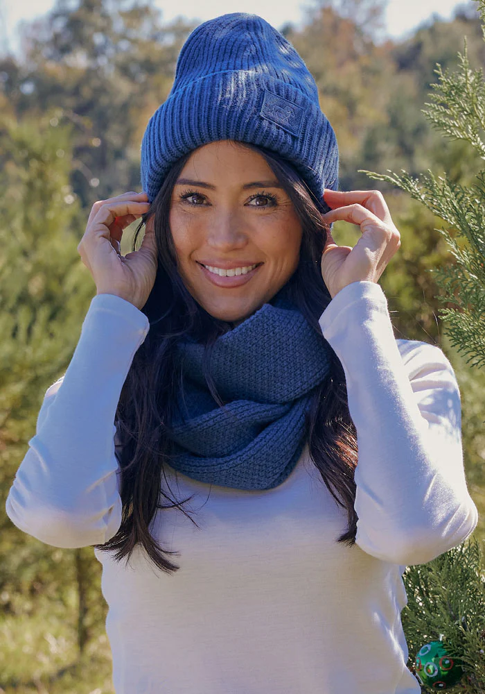 Noelle Infinity Scarf - Image 3