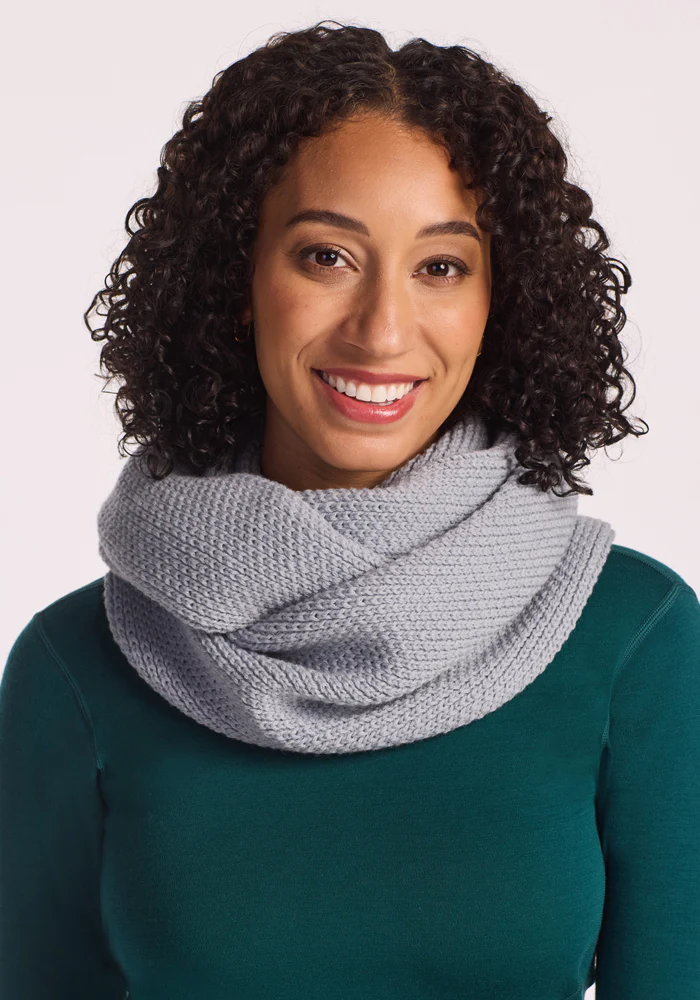 Noelle Infinity Scarf - Image 4