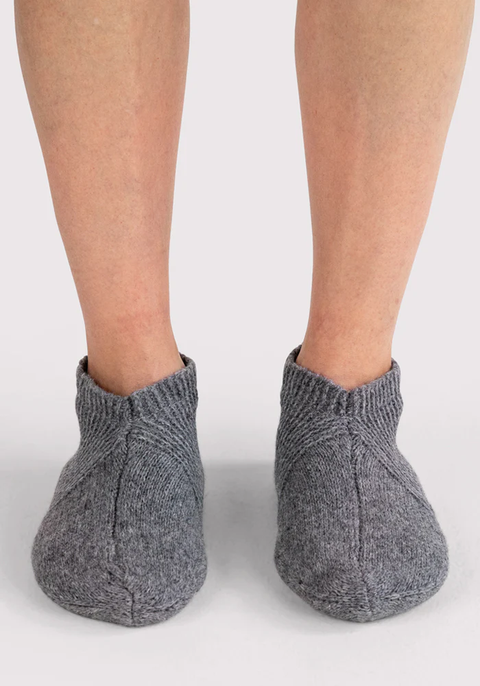 Womens Gripper Slippers - Gentle Grey - Image 6