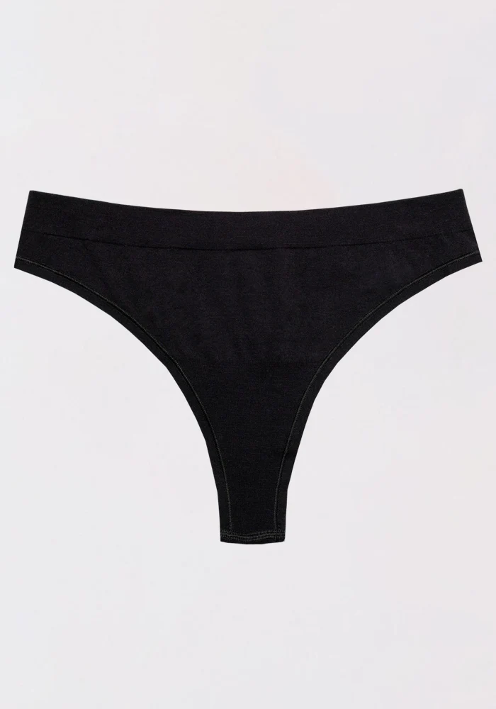 Farrah Thong - Image 3